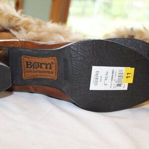 Born Leather and Suede Boots Size 11  NWT Never Worn